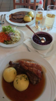 Grüne Linde food