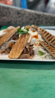 Döner Royal Grill food