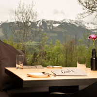 Freistil. outside