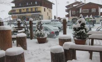 Estancia La Sabrina outside