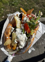 Mustafa's Gemüse Kebap food