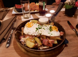 Wirtshaus Kempen Treppchen food