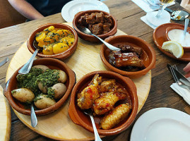 Spanische Feinkost food
