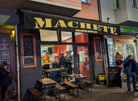 Machete Berlin outside