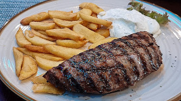 Taverna Santorini food
