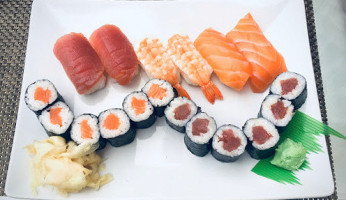 Sushi-Thu Asiatische Feine Kuche food