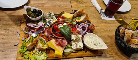Carls Wirtshaus food
