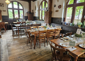 Kleines Brauhaus Dicker Mann inside