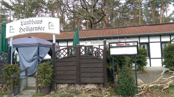 Landhaus Heiligensee outside