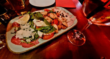"Grande Il Piatto" food
