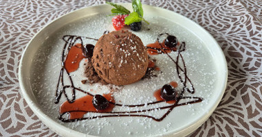 Tonino food