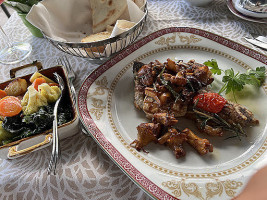 Tonino food