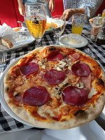 Tra Di Noi food
