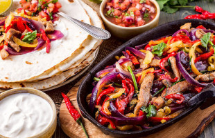 Cuervo - Cantina y Bar food