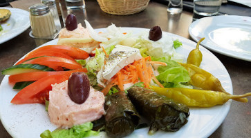Akropolis food