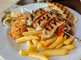 Akropolis food