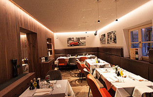 Pizzeria Il Casale, In Der Ehemaligen Riedler Stubn. inside