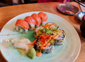 Naniwa Sushi More food