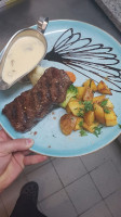 Bayos Grillhaus food