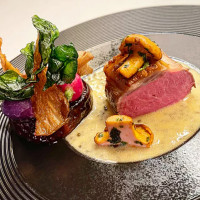 Sparkling Bistro food