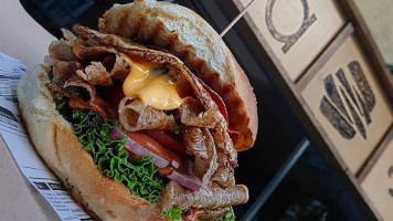 Sefaburger Elvan Altunbulak food