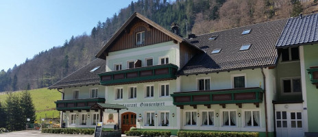 Gimsenwirt outside