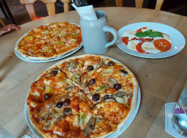 Starclub food