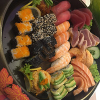 Gigi Sushi food