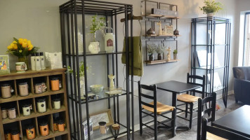 Rubin Fresh Cafe inside