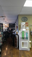 Rubin Fresh Cafe inside