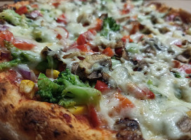 Pizza-pasta Express food