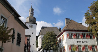 Zur Krim outside