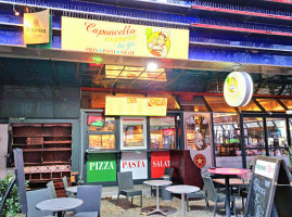 Caponcello Express To Go outside
