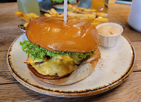 Jamy’s Burger food