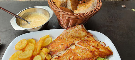 Fisch Imbiss food