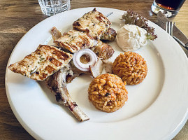 Bastion Vi food