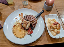 Avli food