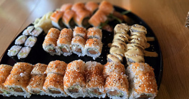 Sushi Miyabi food