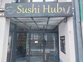 Sushi Hub outside
