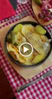 Schwarze Heidi food