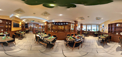 Thanh Dat Le inside