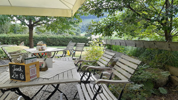 Wasserfall Bergcafé Beizle outside