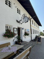 Gasthaus Hilger outside