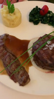 Kouros Der Grieche An Der Alster food