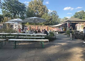 Rosengarten Kulturpavillon outside
