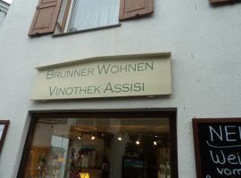Brunner's Vinothek Assisi outside