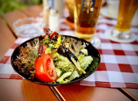 Weissbräu food
