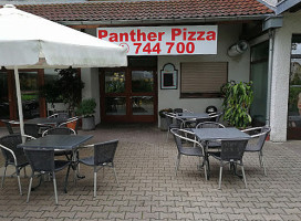Panther Pizza outside