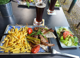 Taverne Mediterrane food