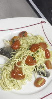 Brucks Café food